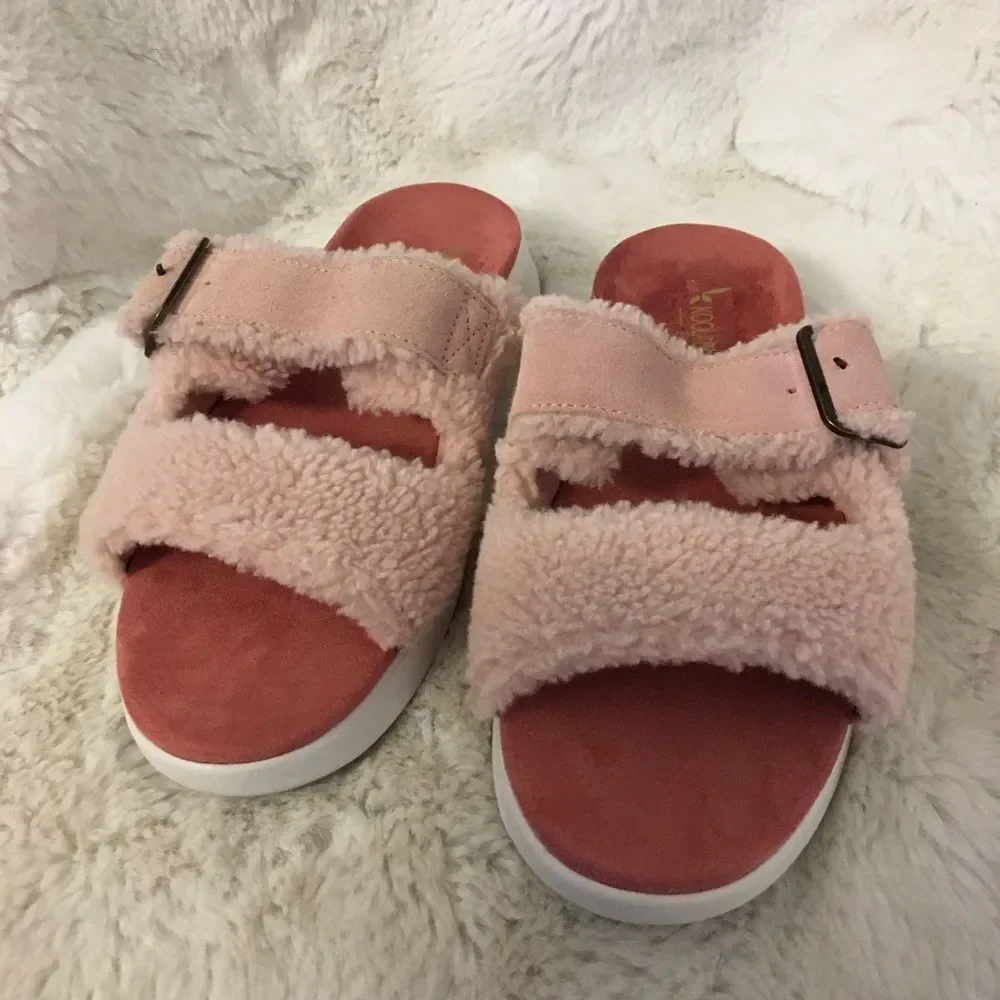 NEW Koolaburra By Ugg Women's Pink Pasea Faux Shearling Slide Sandals Size 7